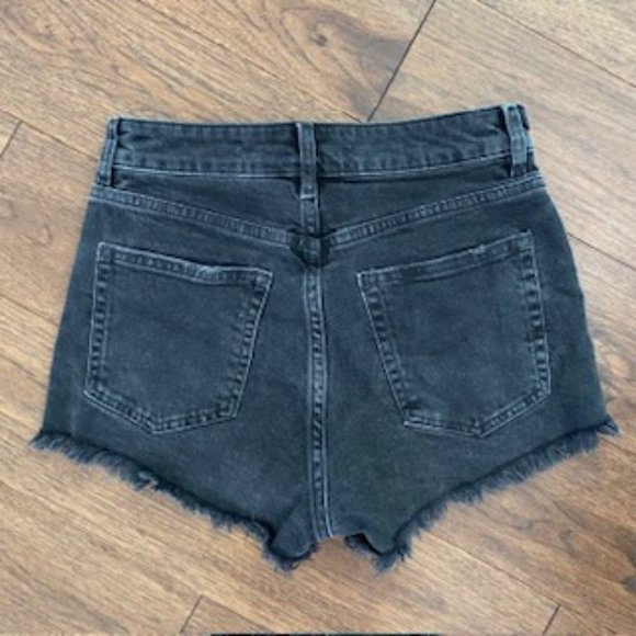 Black H&M Jean Shorts - Picture 2 of 2